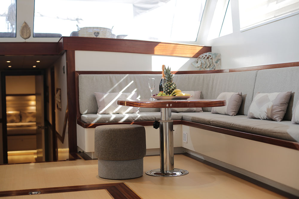 14 Grand Sailor Saloon 3